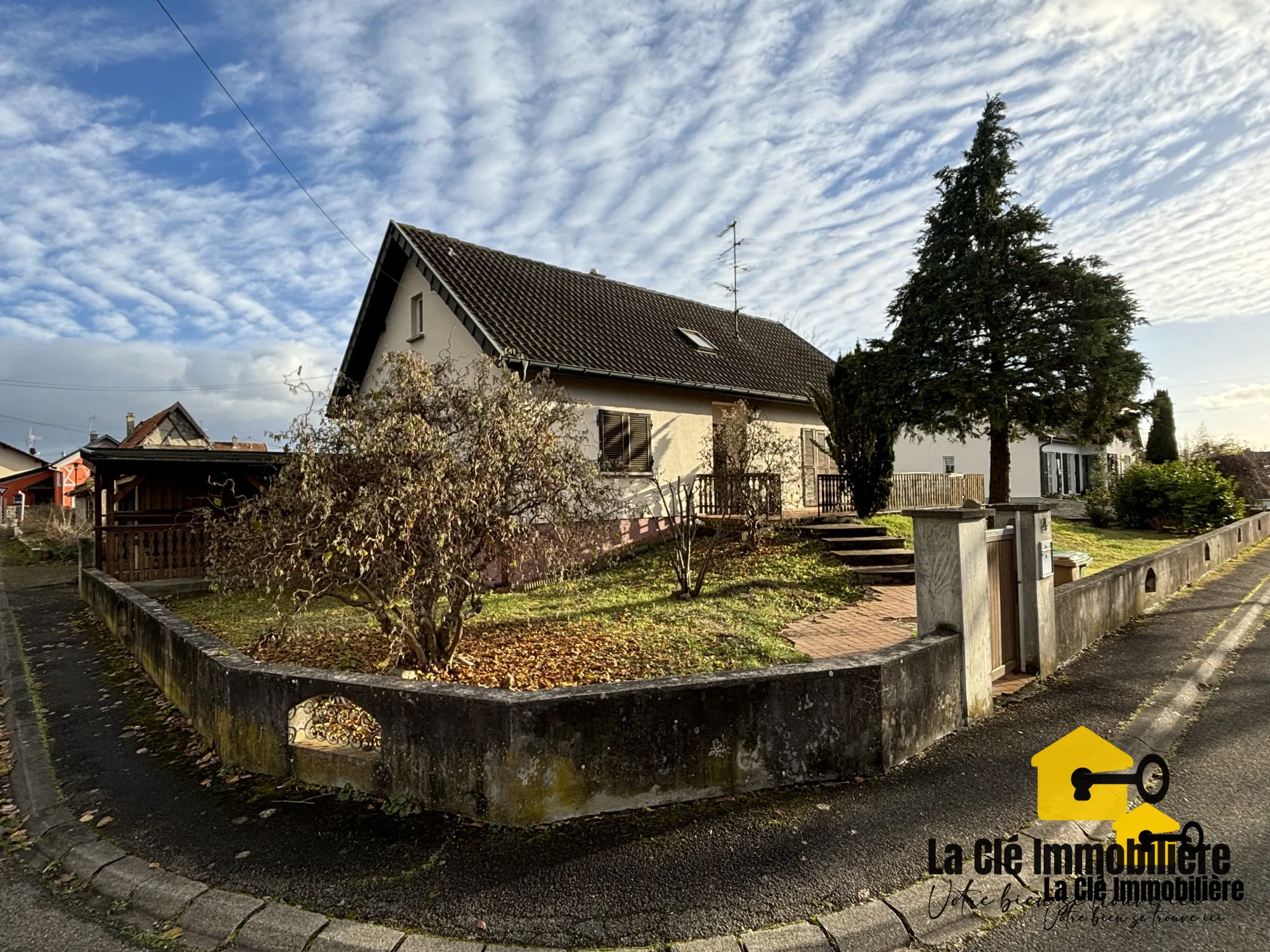 Maison à rénover à fort potentiel - Kembs 