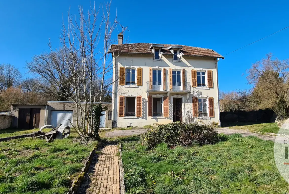 Maison spacieuse à vendre à Toul - 230 000 € 