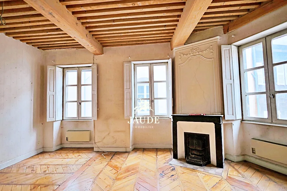 Deux lots à vendre dans le centre de Clermont-Ferrand