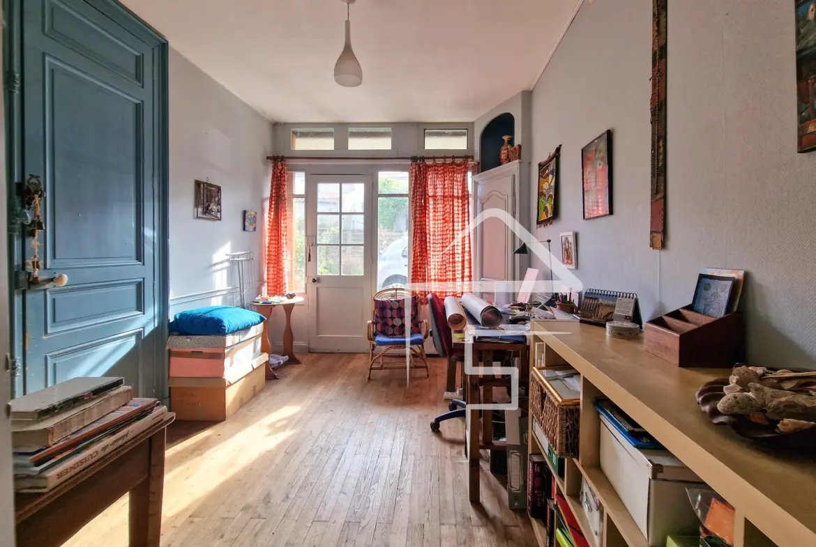 Maison de 122 m² à vendre à Pont Saint Martin - 3 chambres et jardin 