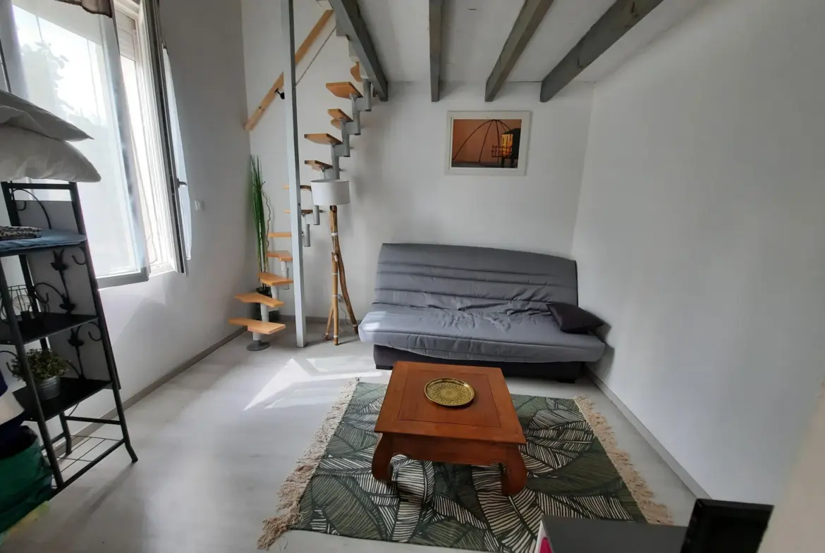 Maison avec gîte à Rimons sur 2619 m² 