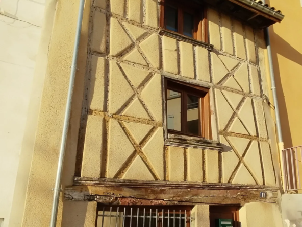 Achetez votre maison F2 au Haut de Thiers, 70 m²