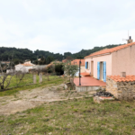 Villa plain-pied avec garage et terrain à Bize-Minervois