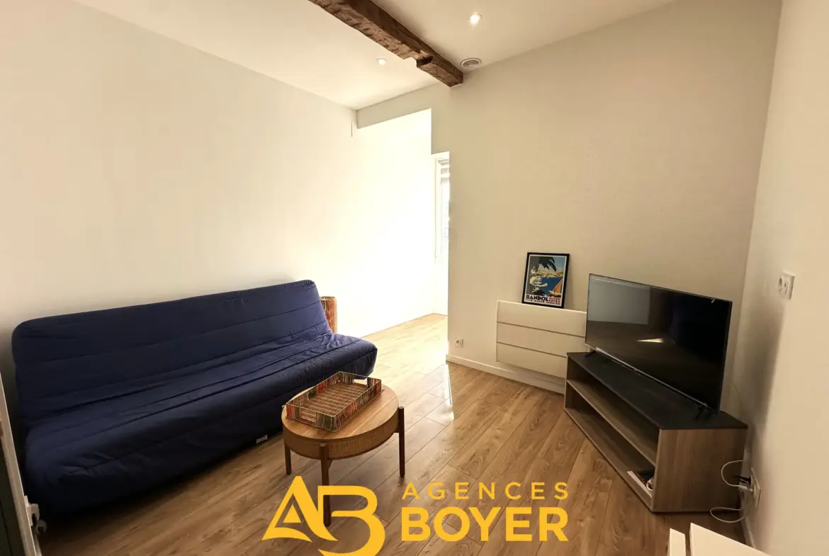 Vente Appartement T2 Rénové à Bandol avec Ascenseur 