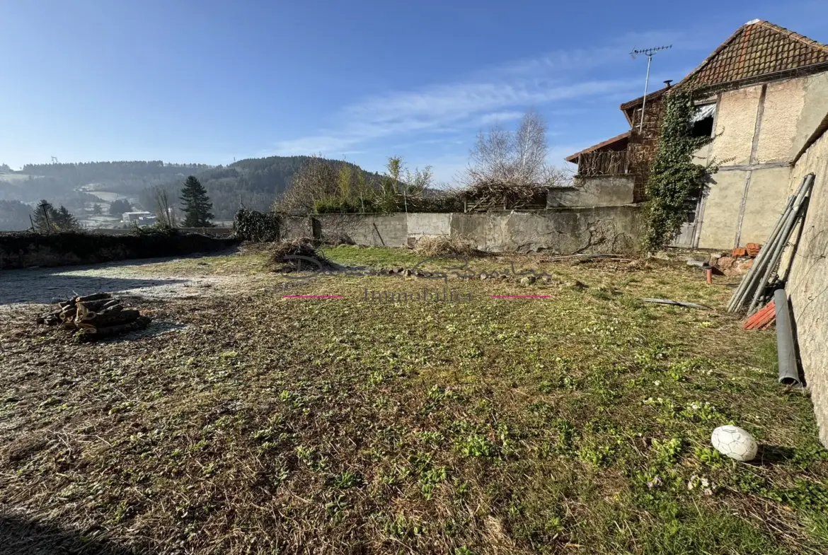 Terrain constructible à vendre à Thizy-les-Bourgs 