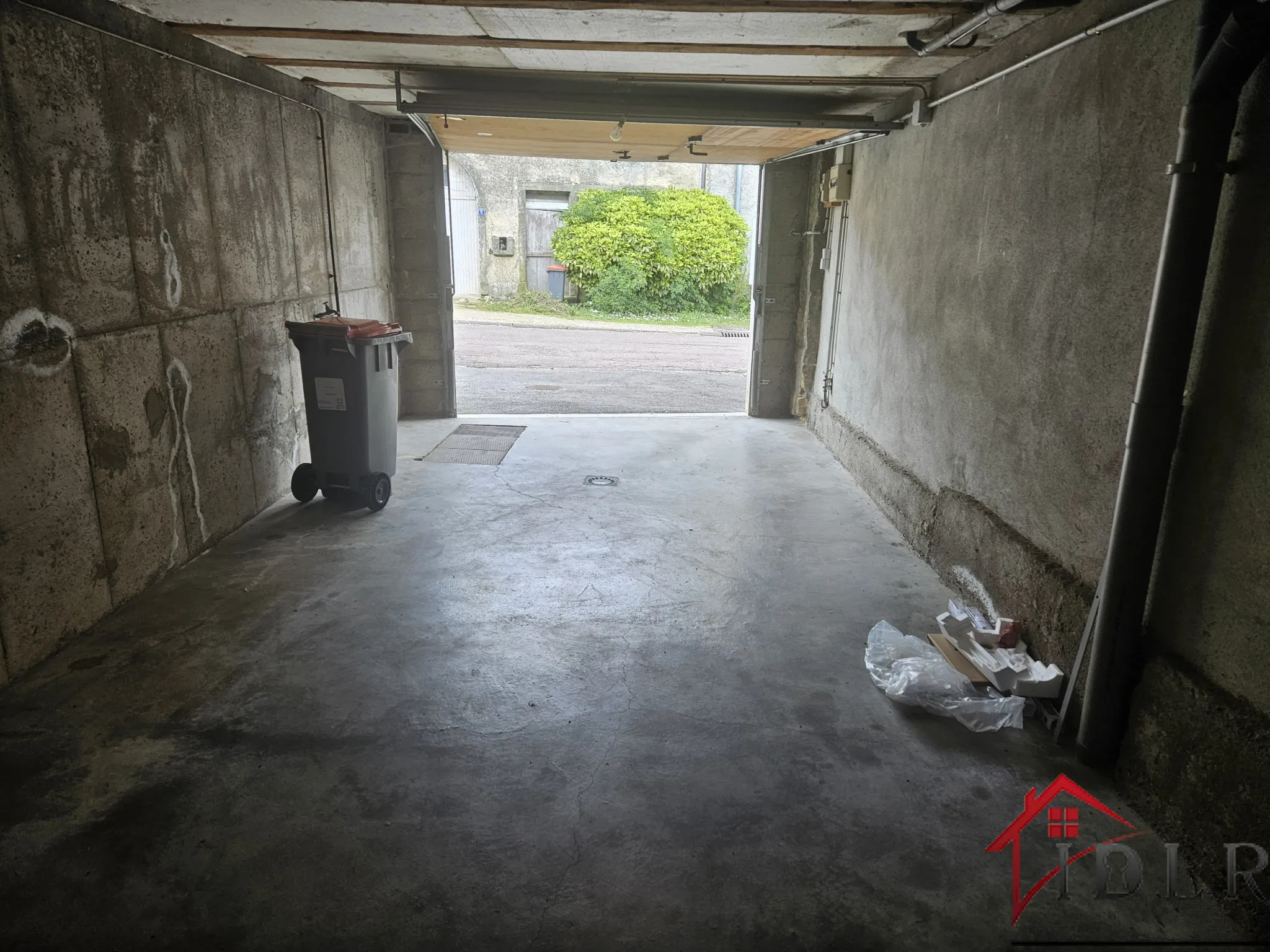 Maison F1 de 25 m² à Serqueux avec garage 