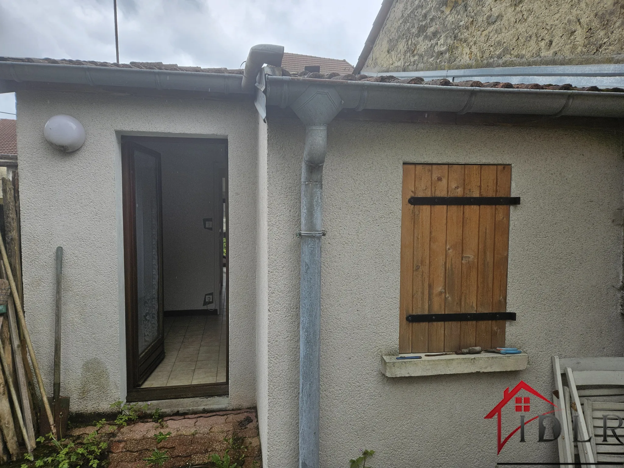 Maison F1 de 25 m² à Serqueux avec garage 