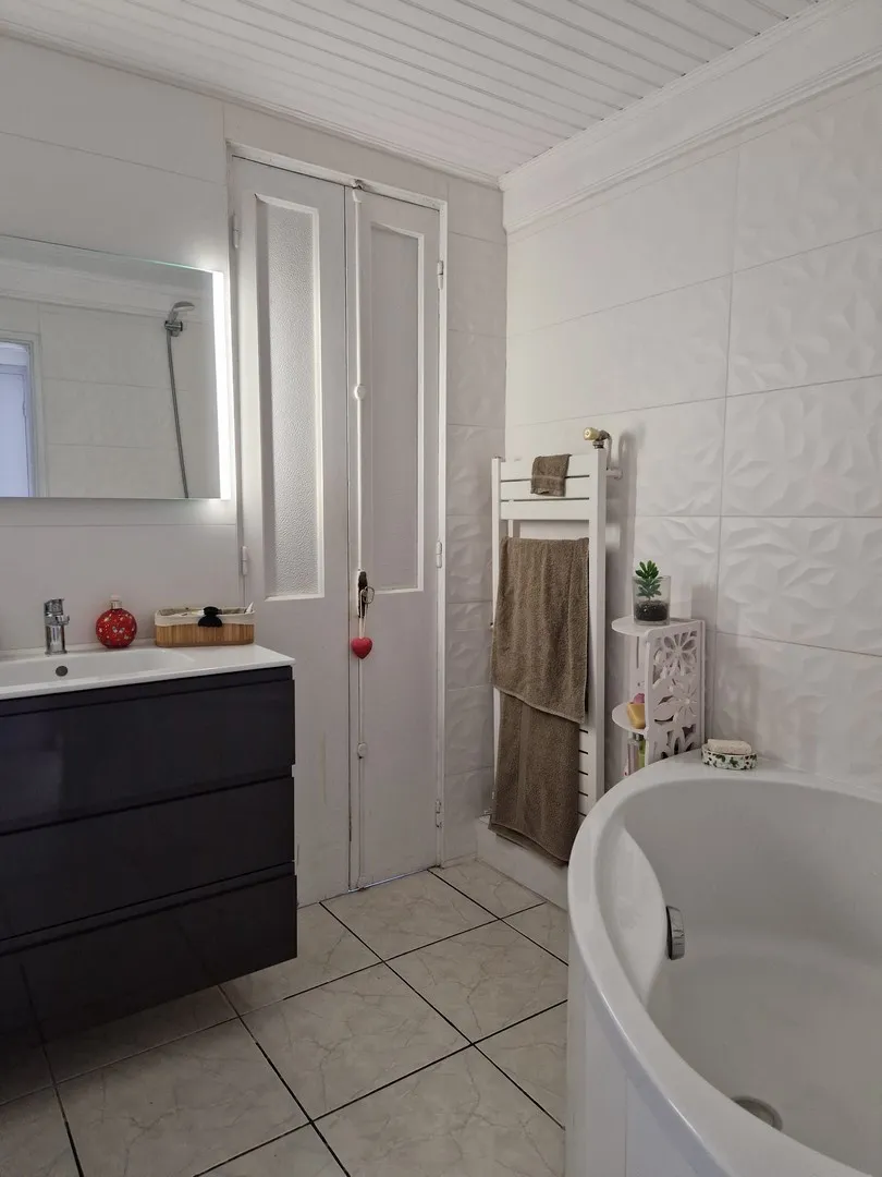 Appartement T5 de 83 m² avec balcon à La Valette, Résidence sécurisée 