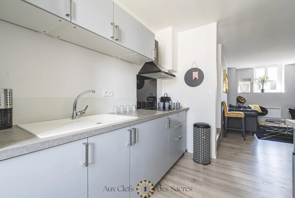 Appartement T5 lumineux au dernier étage à vendre à Reims 