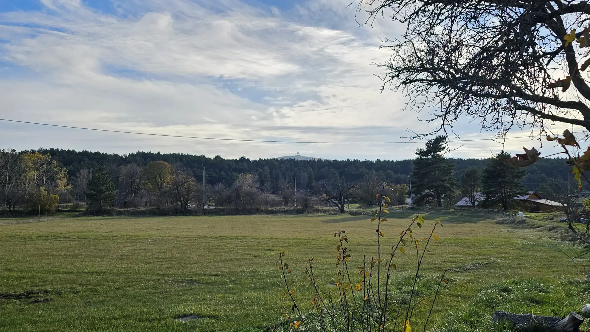 Bergerie rénovée sur 1 hectare à Caussols 