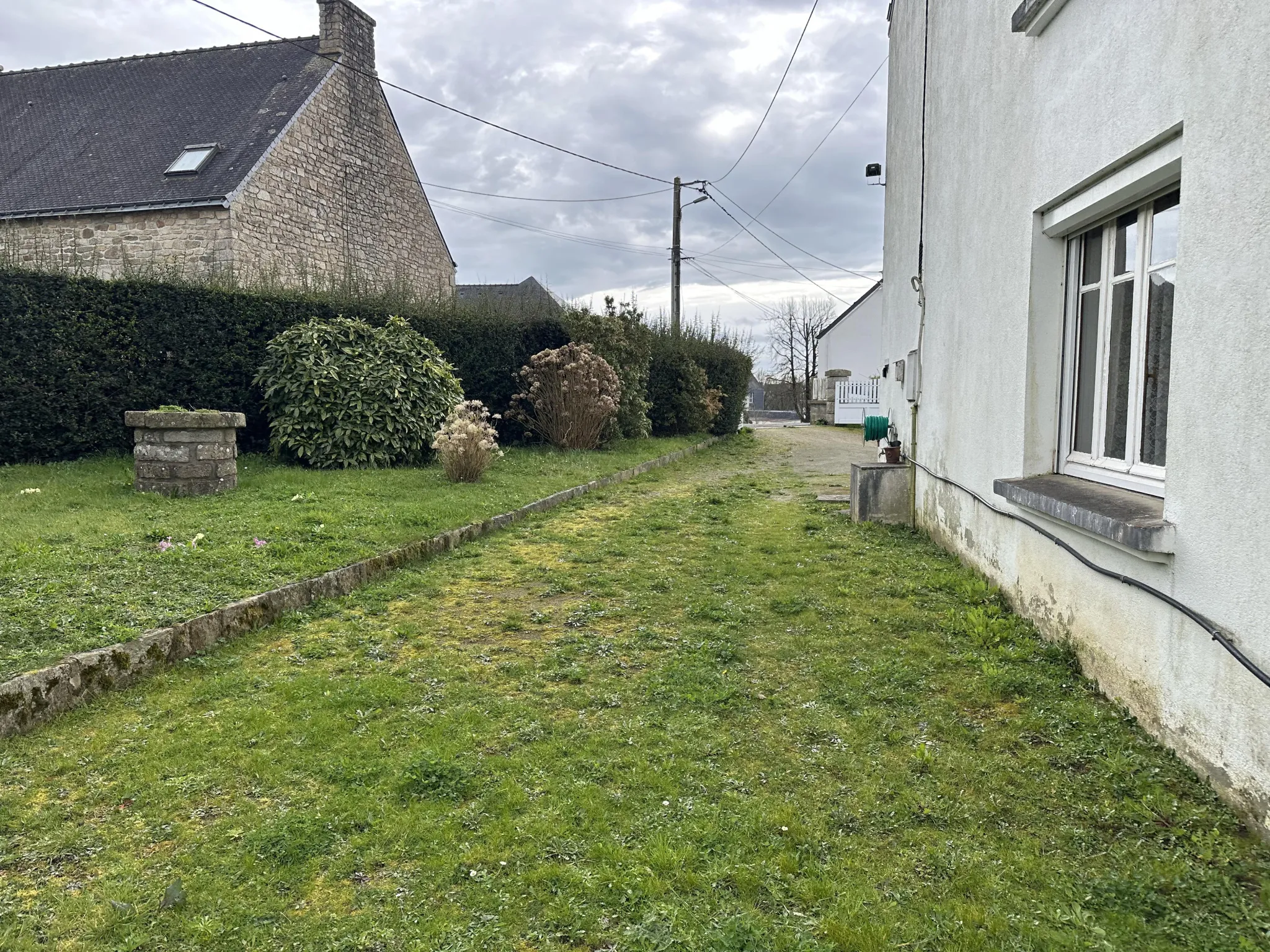 Maison des années 50 avec 5 chambres à Baud 