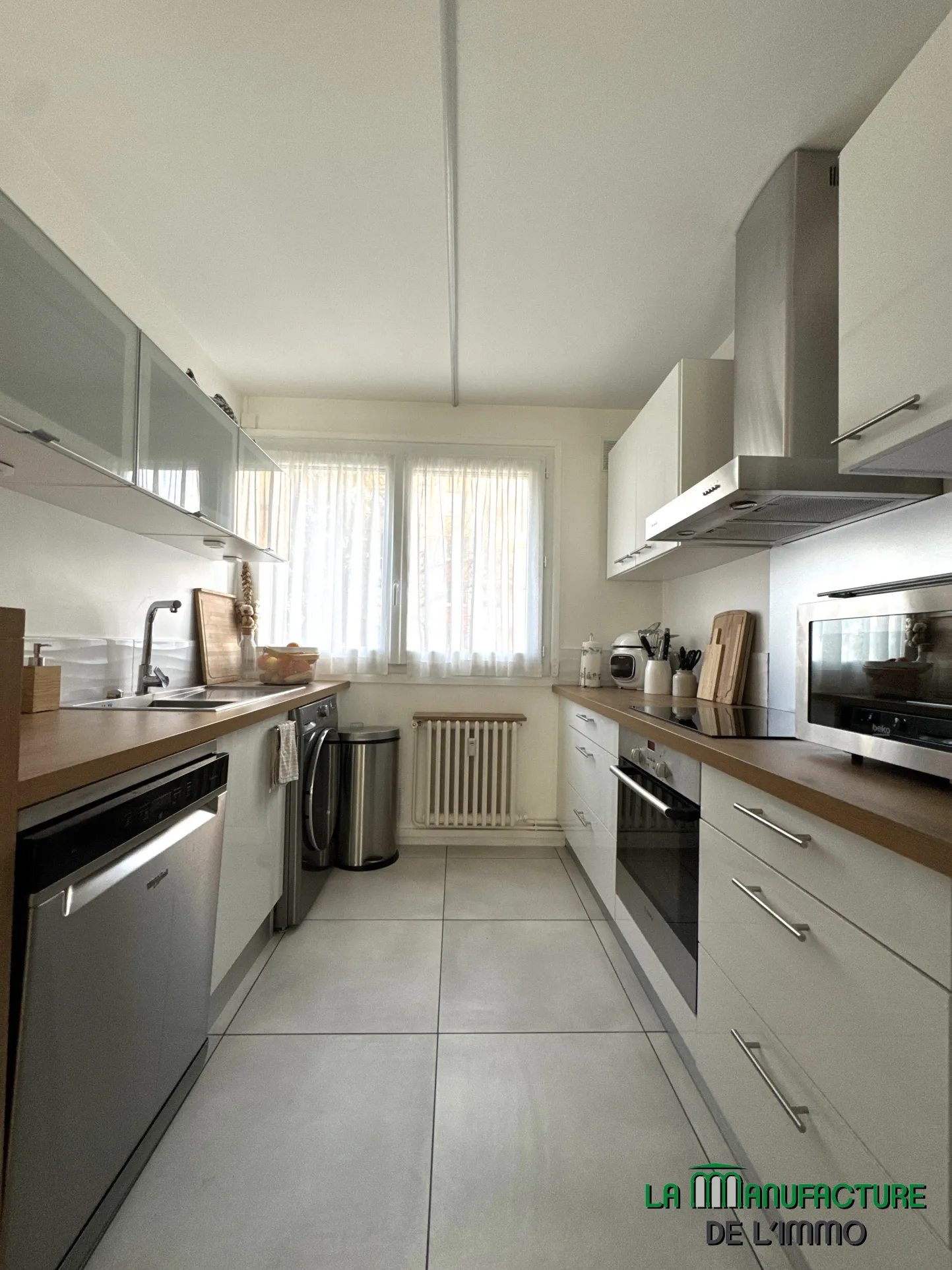 Appartement F4 à vendre avec balcon et parking à Saint-Etienne 