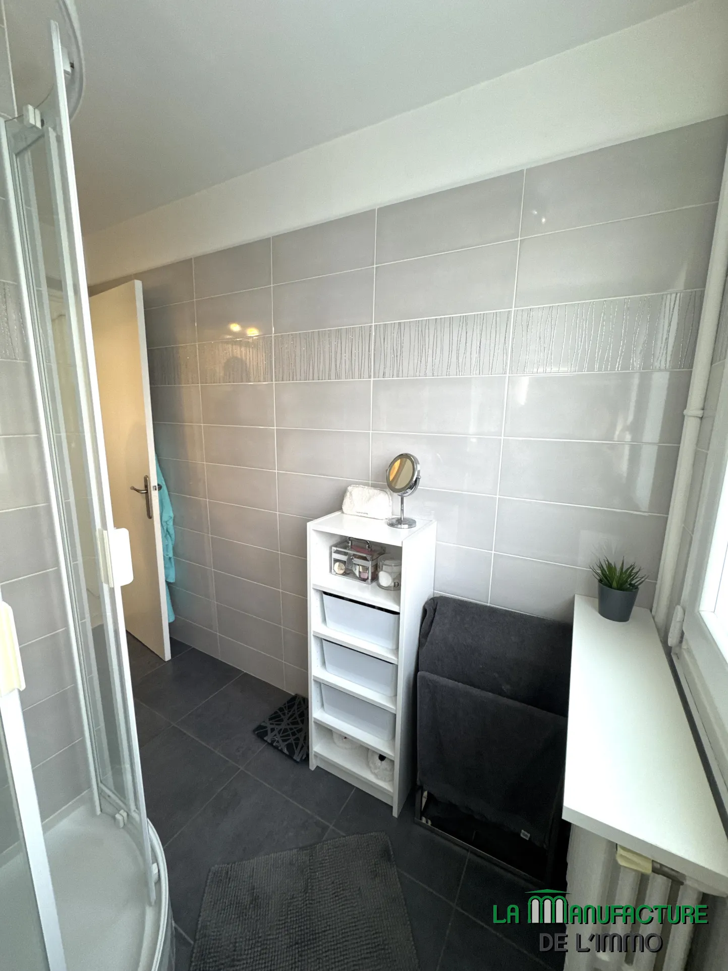 Appartement F4 à vendre avec balcon et parking à Saint-Etienne 