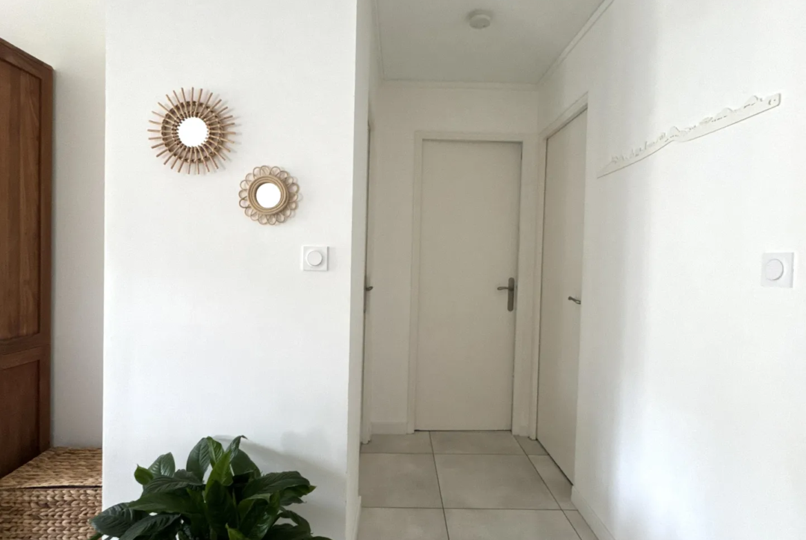 Appartement F4 à vendre avec balcon et parking à Saint-Etienne 