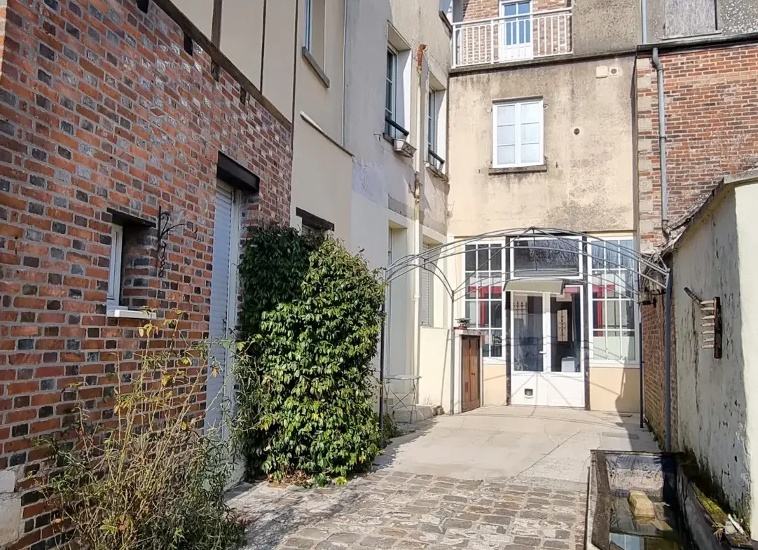 Immeuble de rapport à vendre à Bray-sur-Seine 