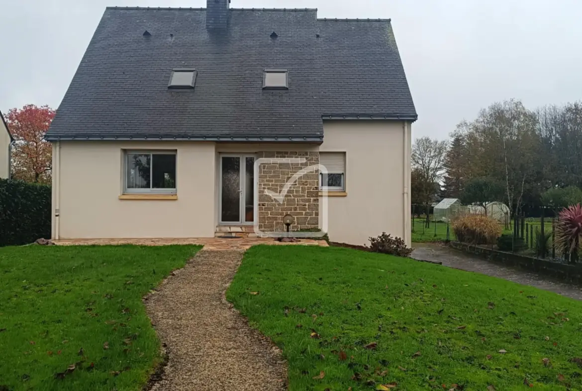 Maison individuelle 4 chambres avec bureau à Gourhel 