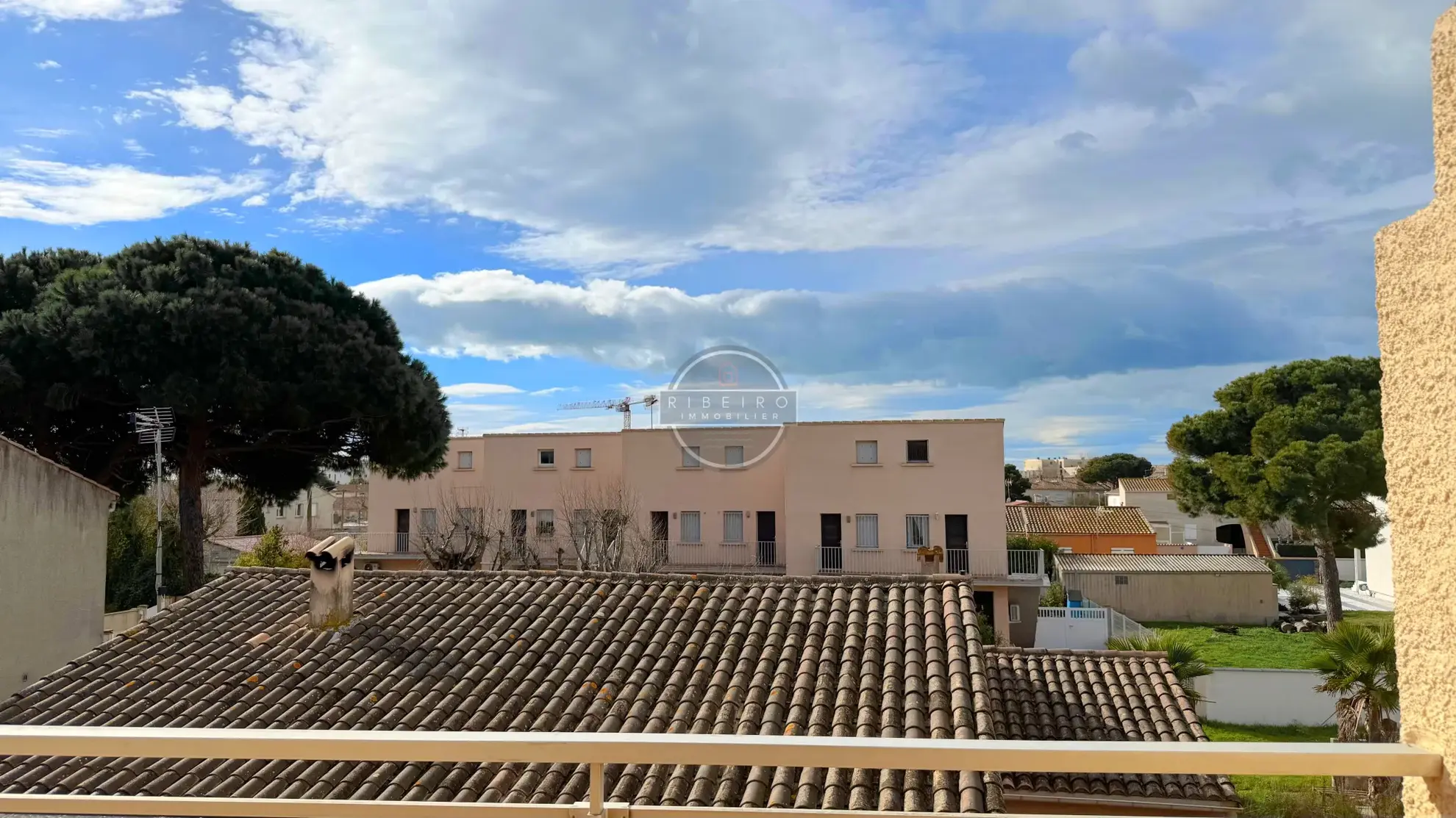 Appartement de type T2 à vendre au Grau d'Agde - Vue dégagée et terrasse 