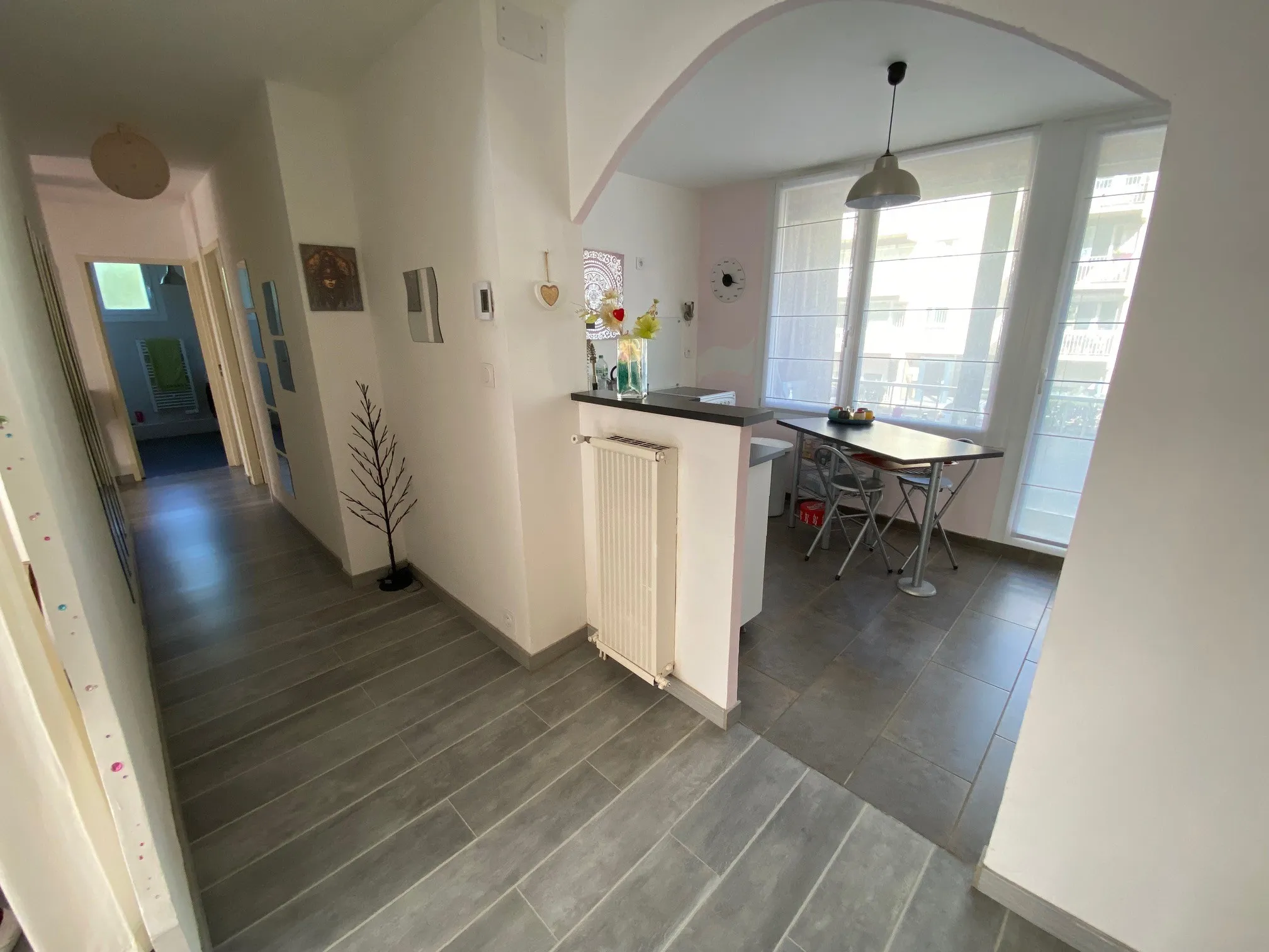 À vendre : Appartement 5 pièces 99 m² à Nîmes avec terrasse 