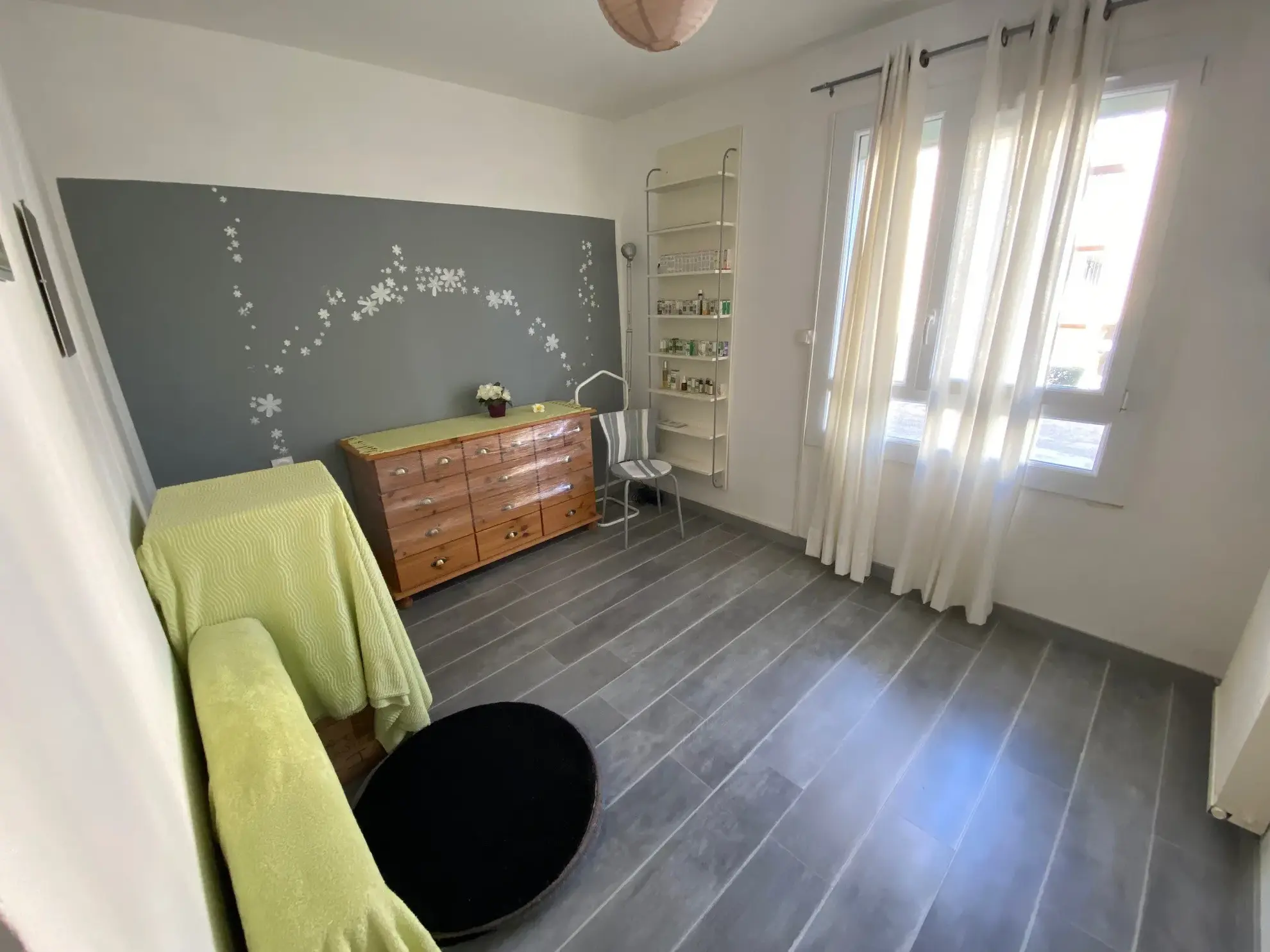 À vendre : Appartement 5 pièces 99 m² à Nîmes avec terrasse 