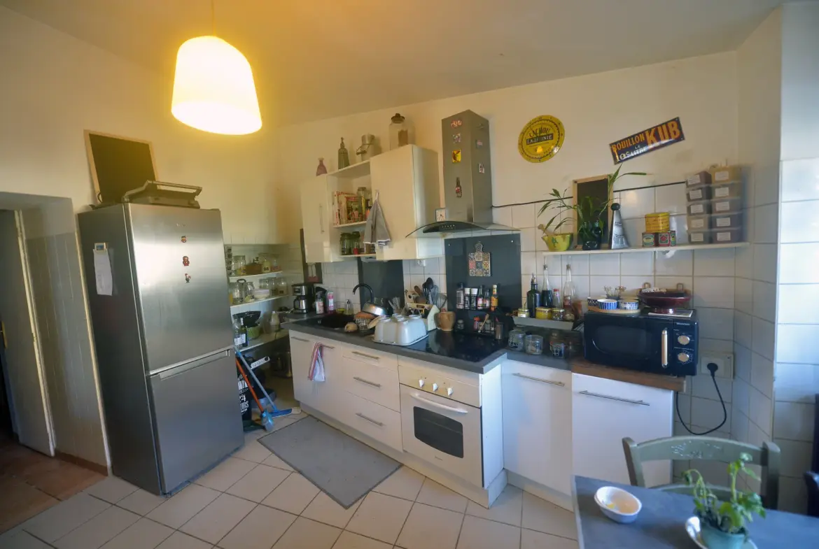 Ensemble de deux logements à vendre à Arces 