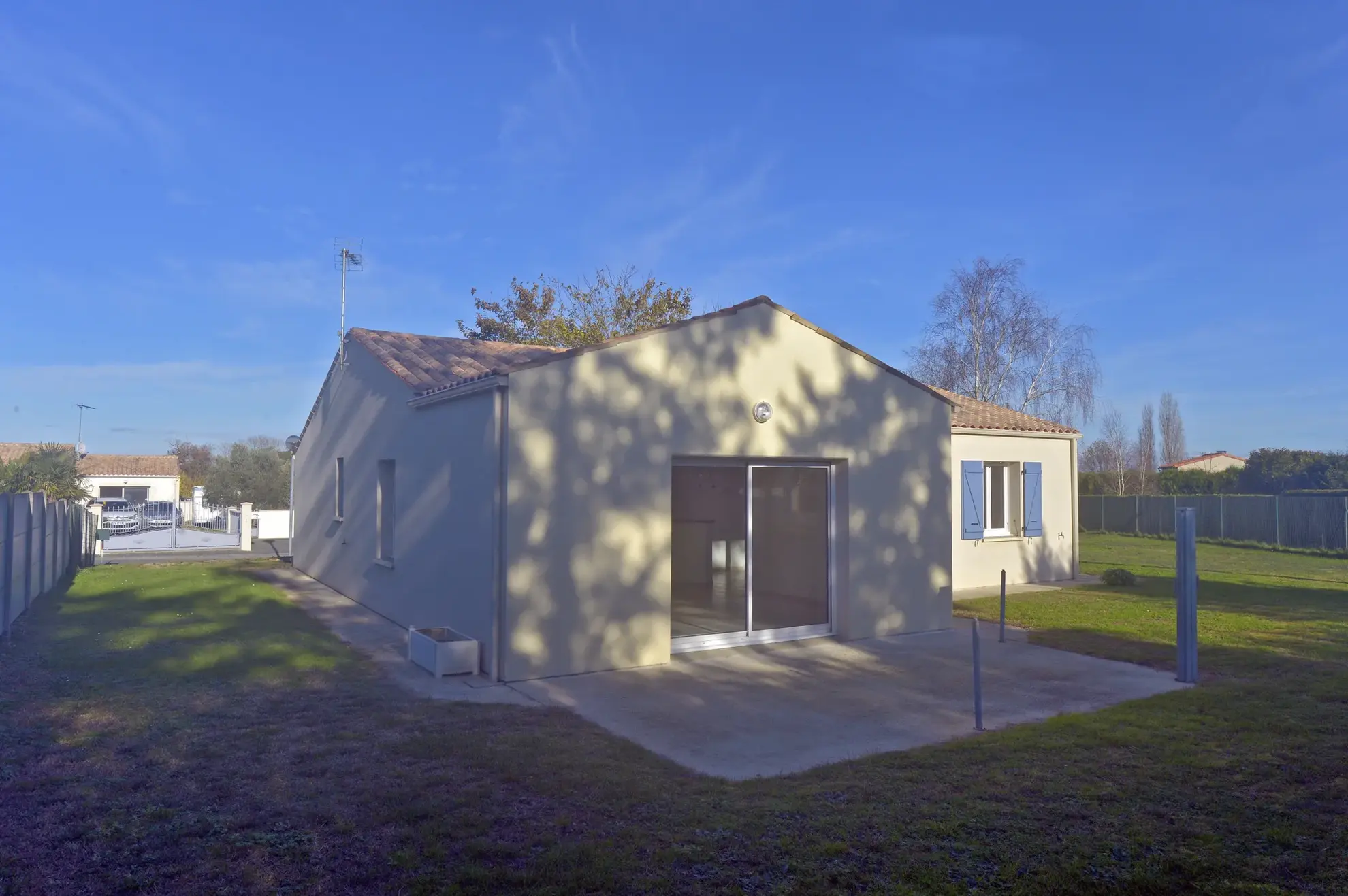 Maison à Vendre à Corme Écluse - 3 Chambres et Jardin 