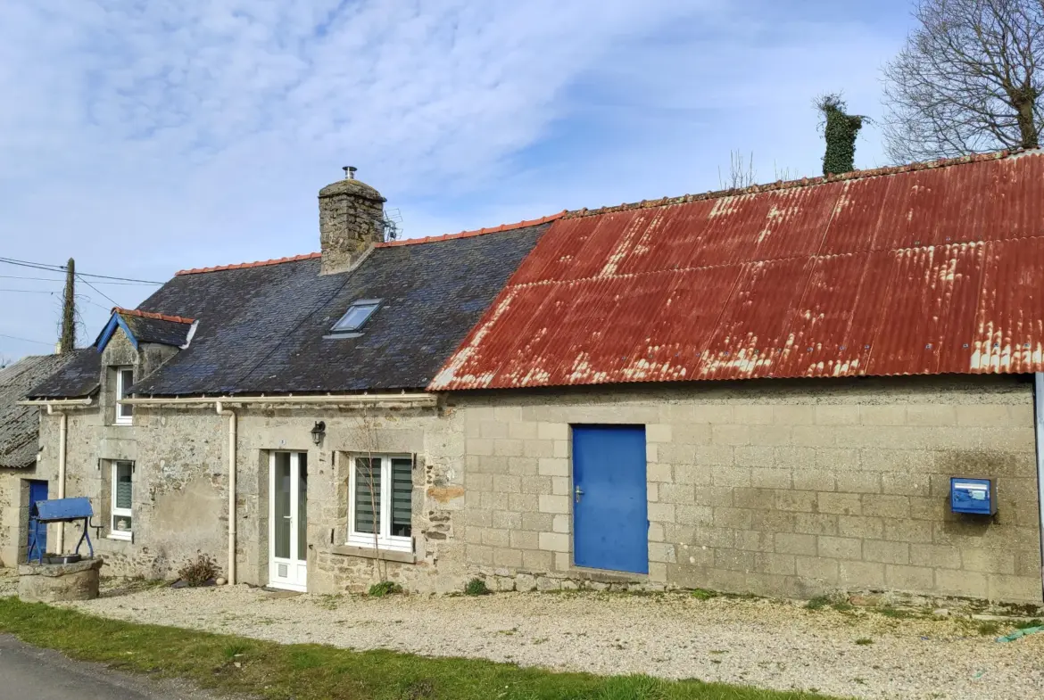 Maison de village à Noyal Pontivy avec potentiel d'agrandissement 