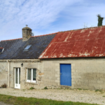 Maison de village à Noyal Pontivy avec potentiel d'agrandissement