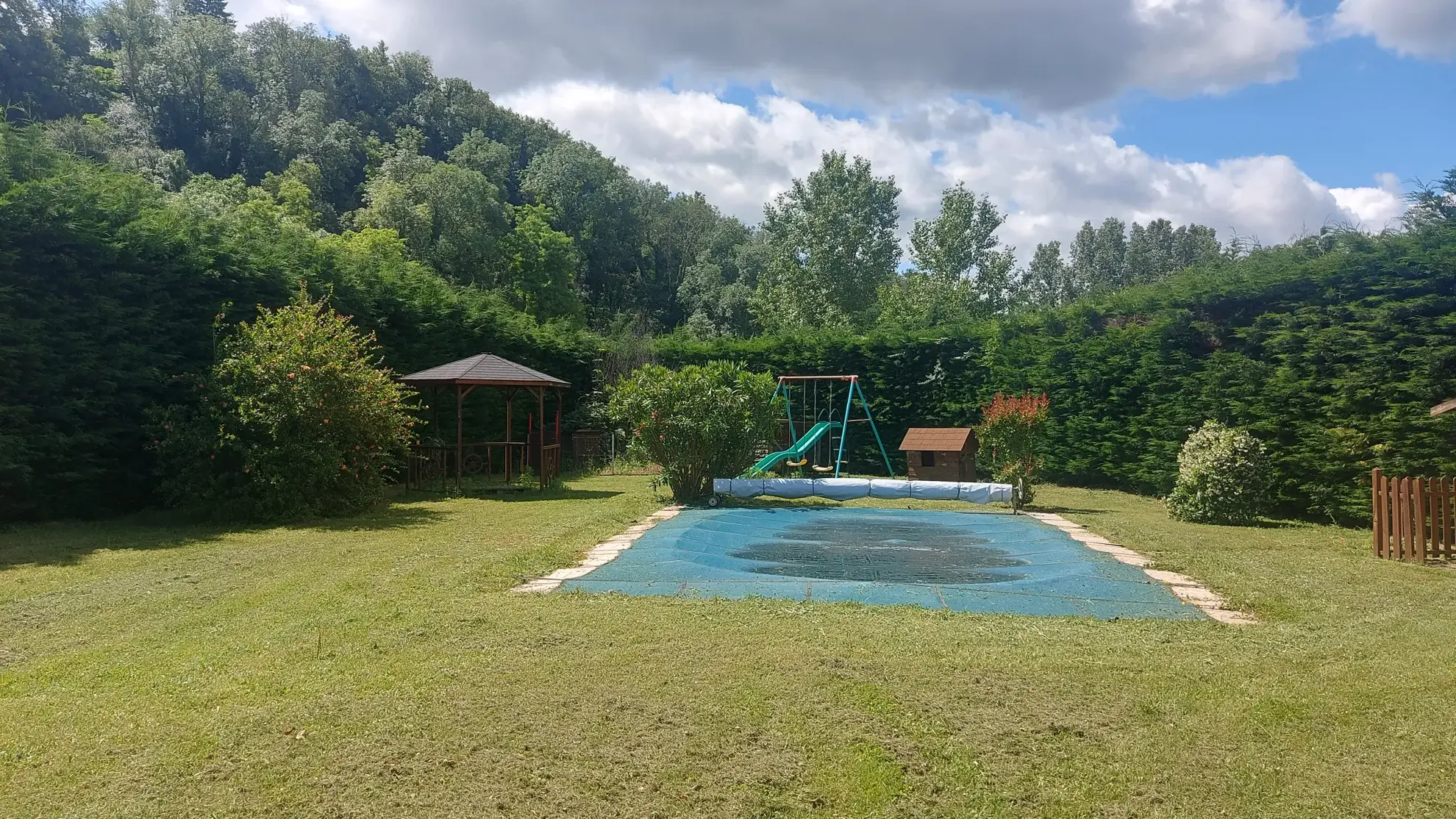 Villa avec piscine à vendre à Seyssuel, 3 chambres 