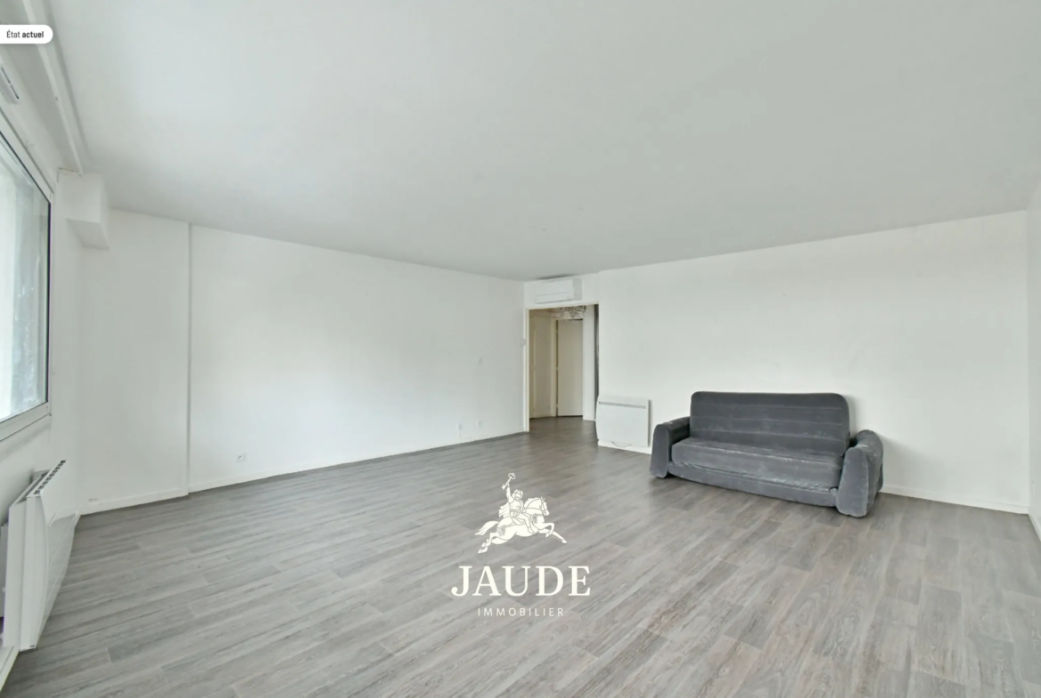 Appartement F5 de 112 m2 à vendre à Clermont-Ferrand, proche de la Place de Jaude 