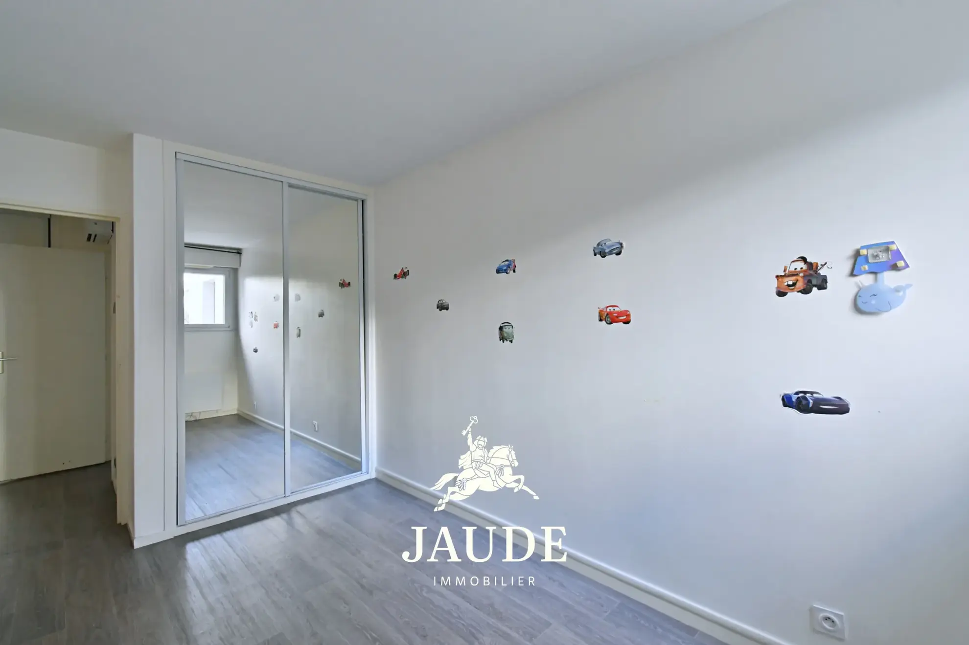 Appartement F5 de 112 m2 à vendre à Clermont-Ferrand, proche de la Place de Jaude 