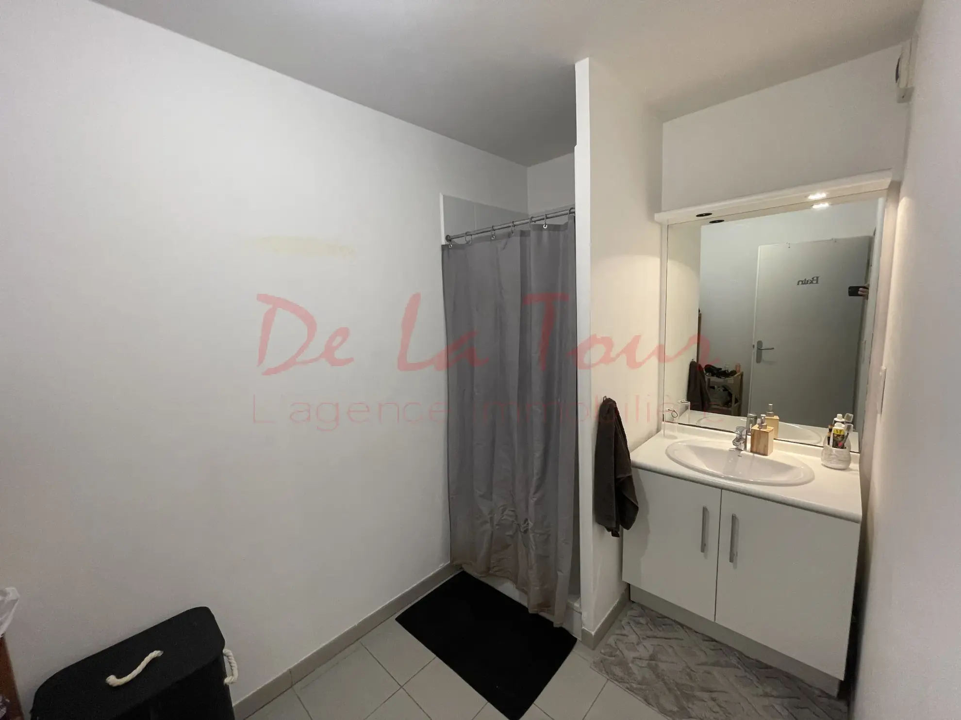 À vendre : Appartement T2 à Marseille 13014 avec terrasse et parking 