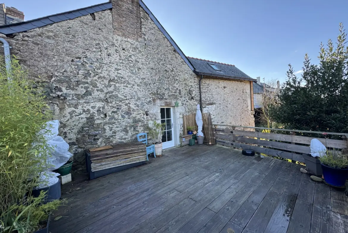 Maison atypique à vendre à Denée - 229 490 € 