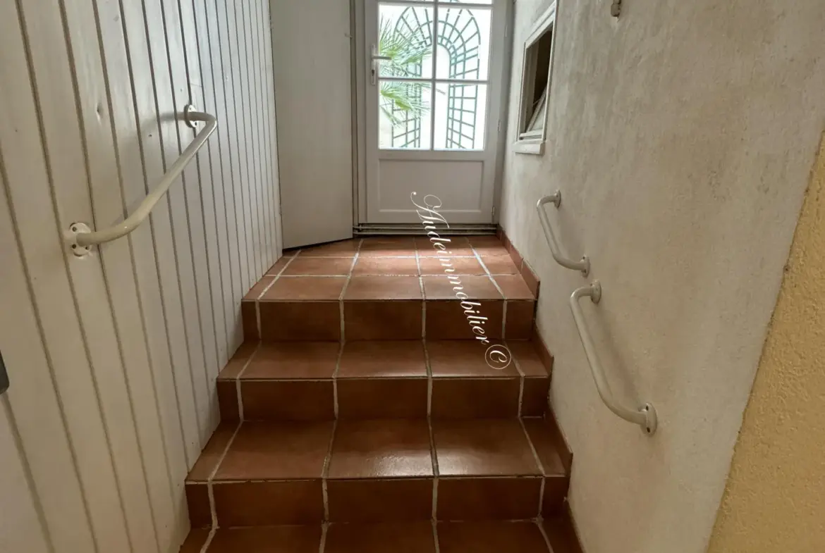 Maison de ville avec terrasse à Limoux 