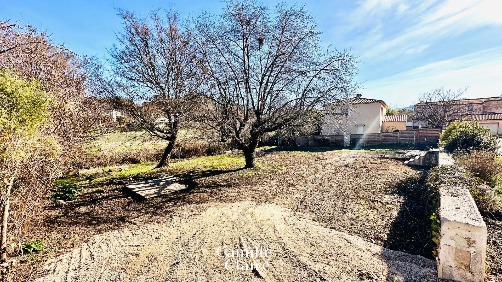 Terrain constructible de 670 m² à vendre à Biver, Gardanne 