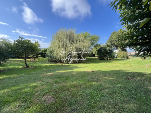 Maison familiale à Roquefort - 123 m² avec jardin de 2100 m²