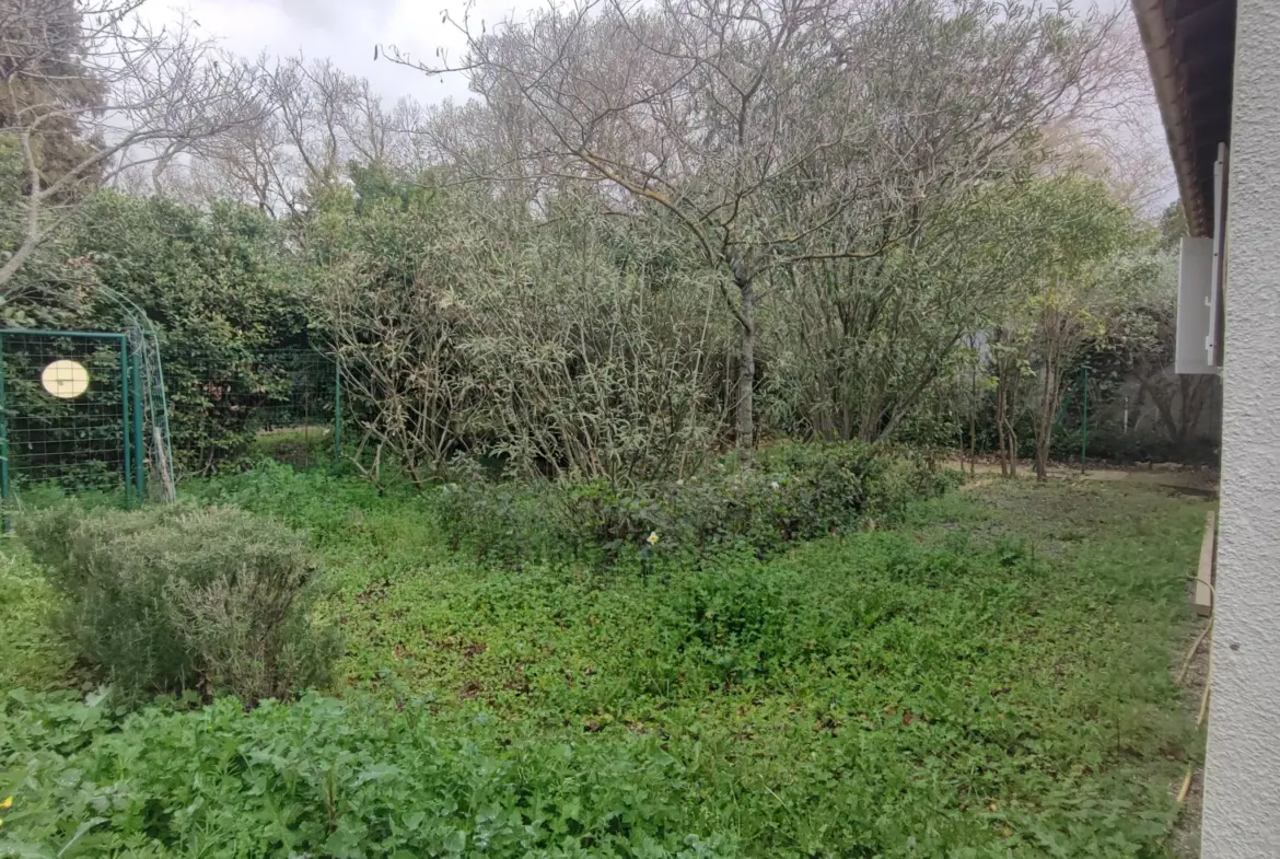 Villa de plain-pied à La Redorte proche du Canal du Midi 