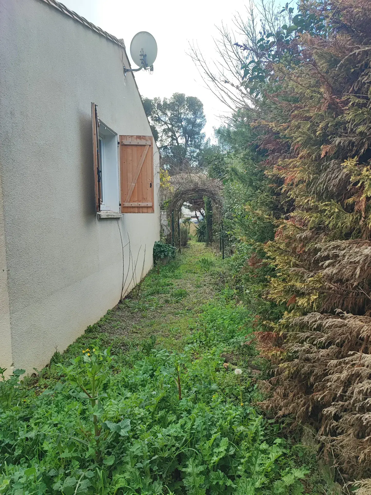 Villa de plain-pied à La Redorte proche du Canal du Midi 