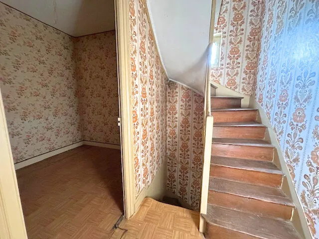 Maison à rénover à vendre à Amiens, proche du CHU SUD 