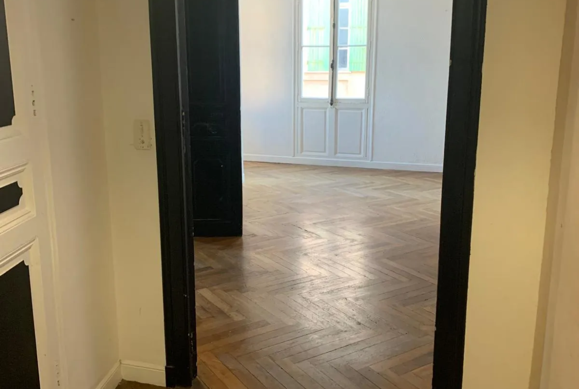 Bel appartement de 185 m² à vendre à Perpignan - 5 chambres et 2 terrasses 