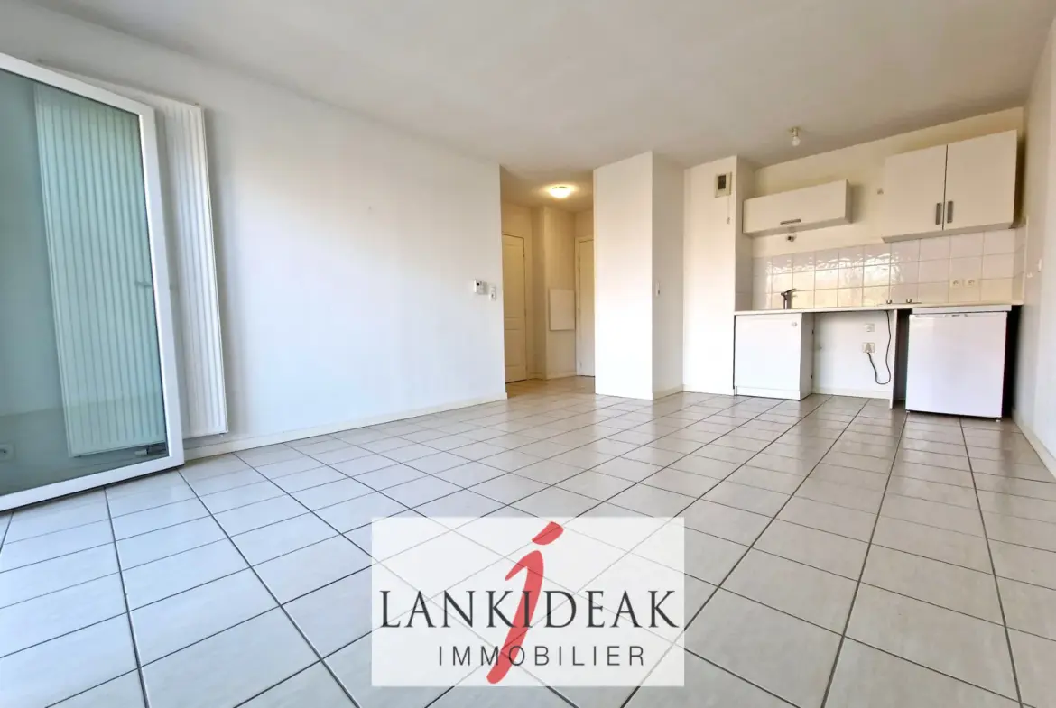 Vente Appartement T2 à Ustaritz - 39 m2 avec Terrasse 