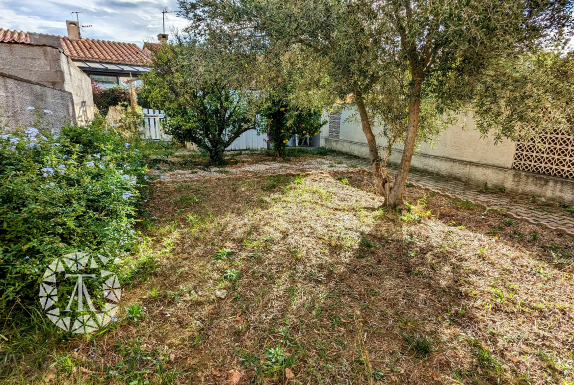 Maison à vendre à Saint-André, secteur calme proche des commerces 