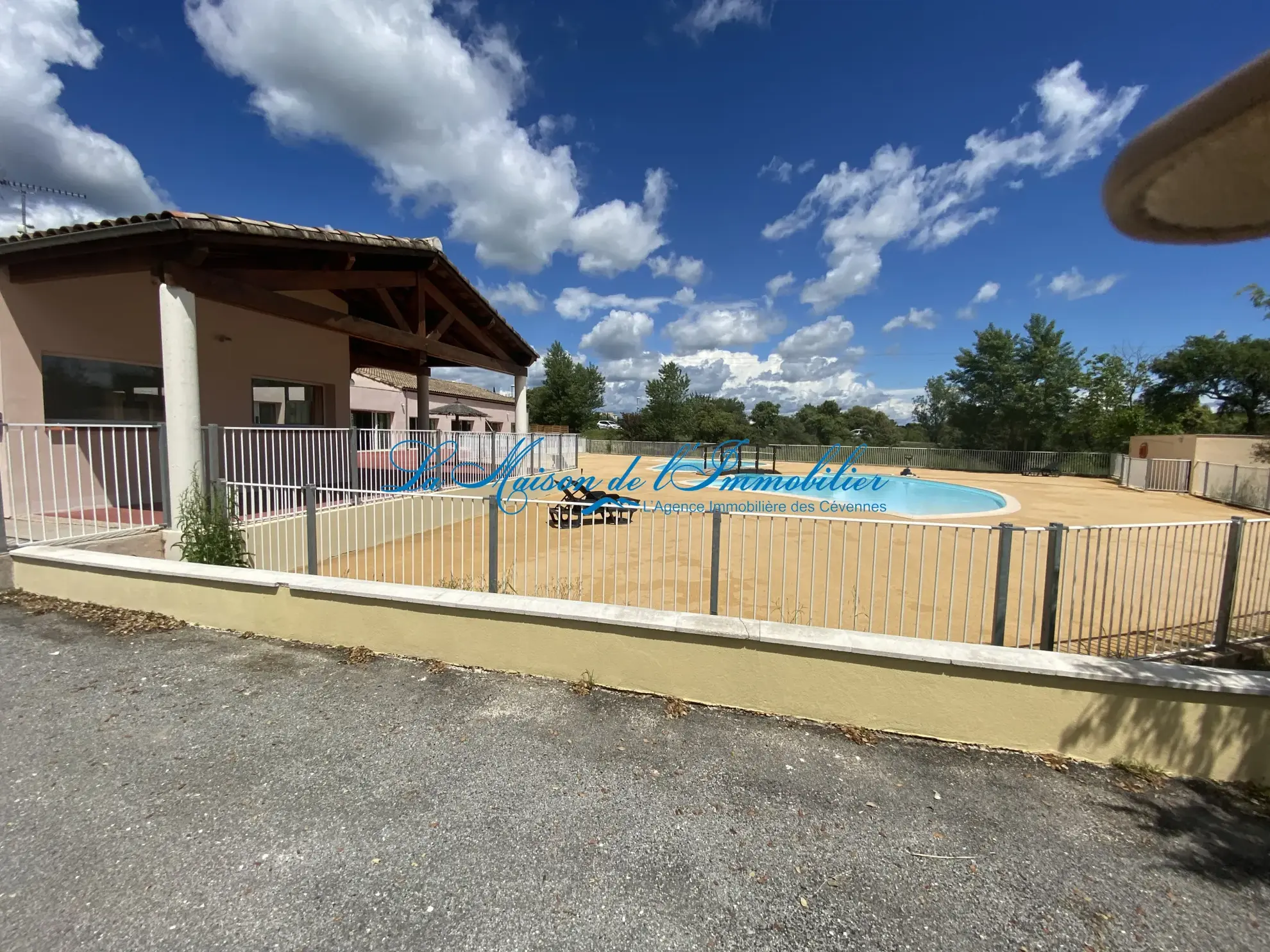 Maison de 3 pièces avec terrasse à Sauve, résidence secondaire à saisir 