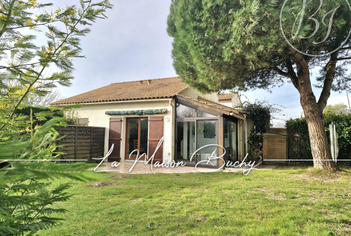 Maison en copropriété avec piscine à Saint Vincent Sur Jard 