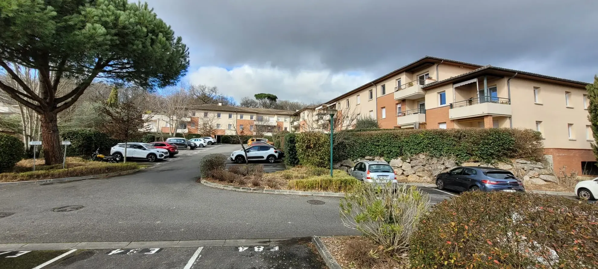 Appartement T3 rénové avec terrasse à Tournefeuille 