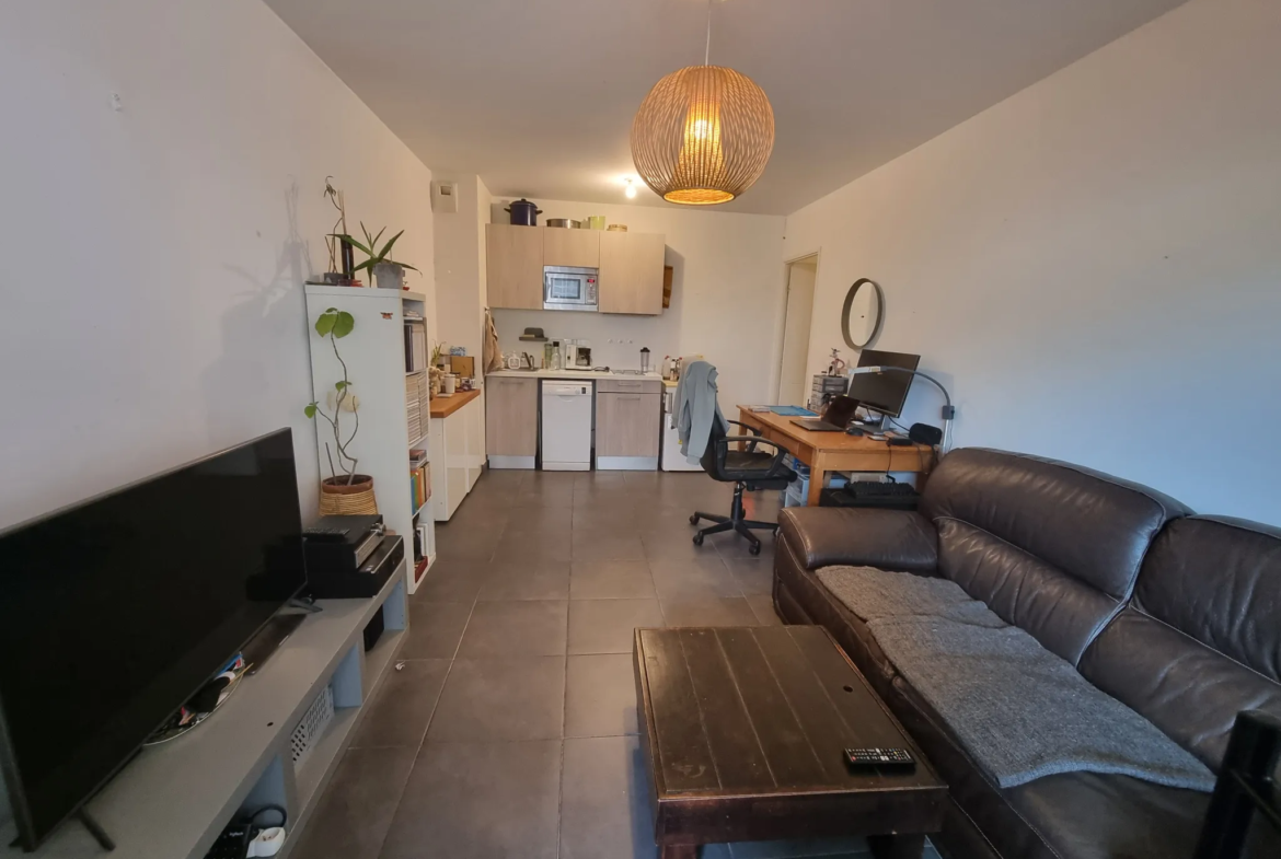 À vendre : Appartement 2 pièces de 39 m² à Nice Libération 