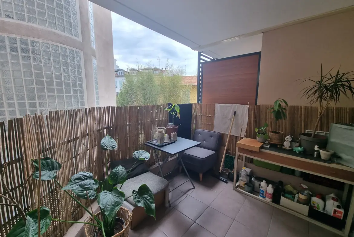 À vendre : Appartement 2 pièces de 39 m² à Nice Libération 