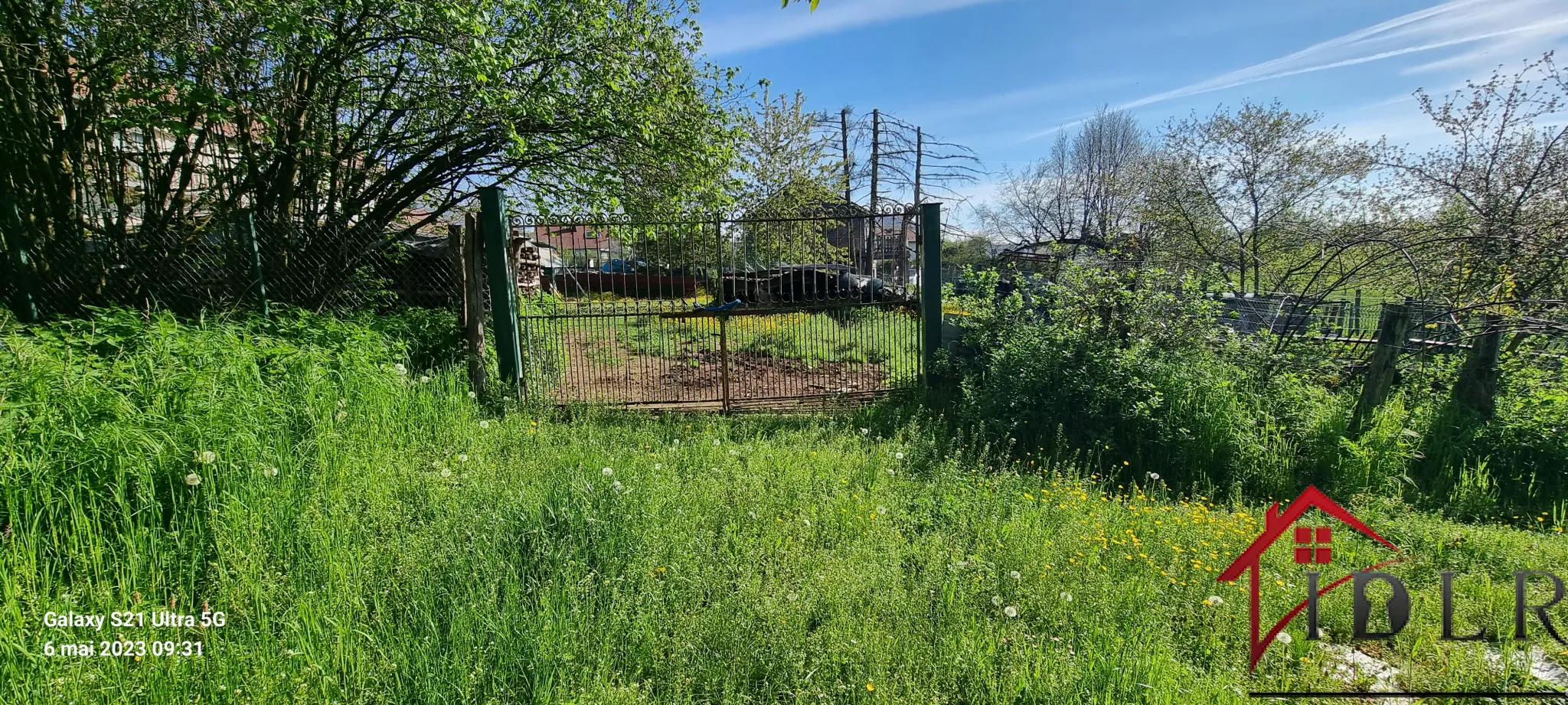 Terrain Constructible à L'Hôpital du Grosbois de 1247 m² 