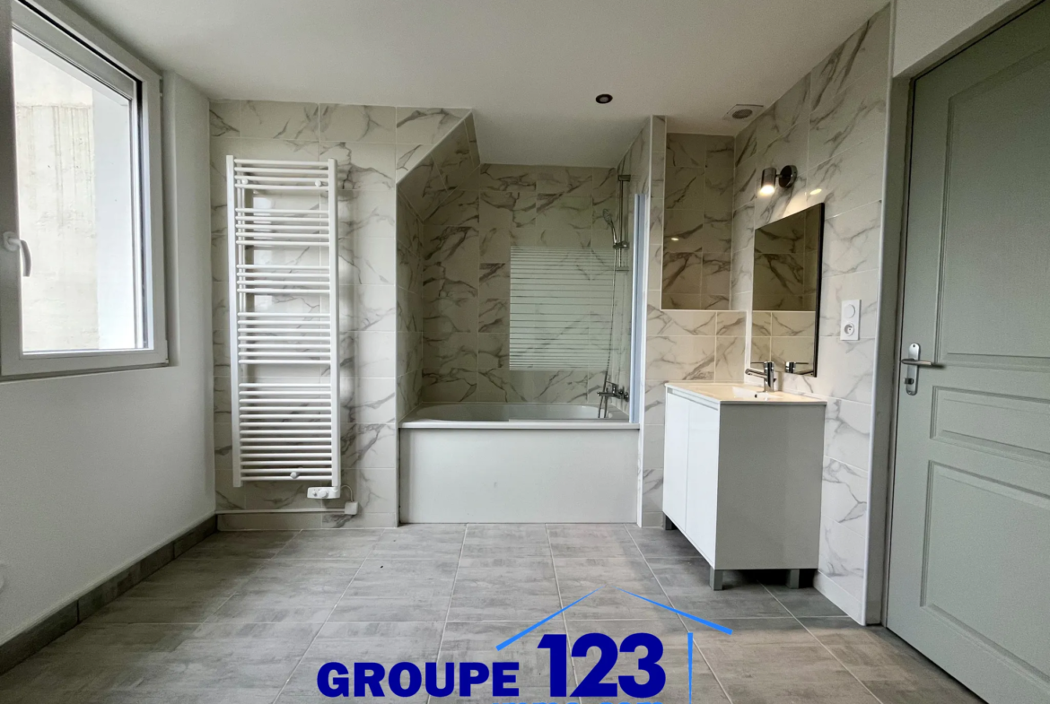 Maison rénovée à vendre à Auxerre - 4 pièces 