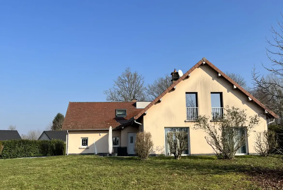 Superbe maison de 234 m² à Magny-Vernois avec 5 chambres et double garage 