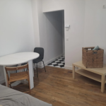 Charmant Appartement de 2 Pièces à Paris, 5ème Étage